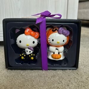 Hello Kitty Salt and Pepper Shakers